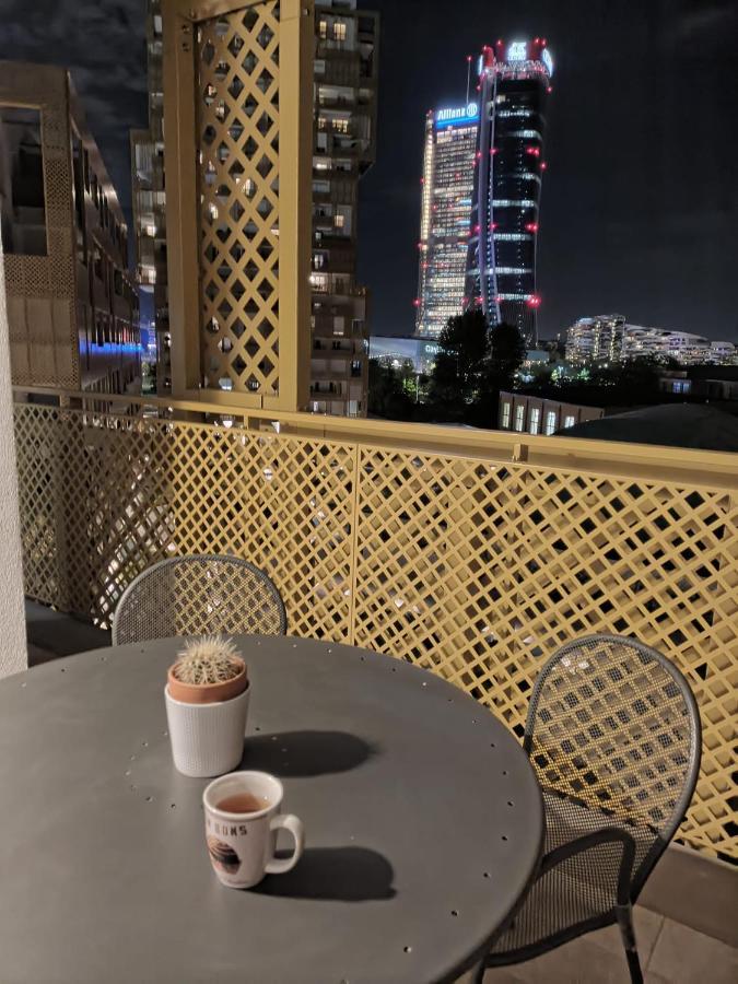 Bnbutler - Flavio Gioia, 5 - Appartamento Con Vista, Citylife Milan Luaran gambar